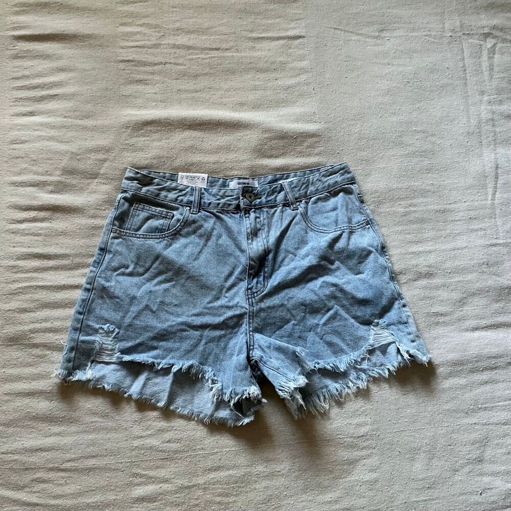 Cotton:On High-Rise Ripped Mom Shorts Size 10 US